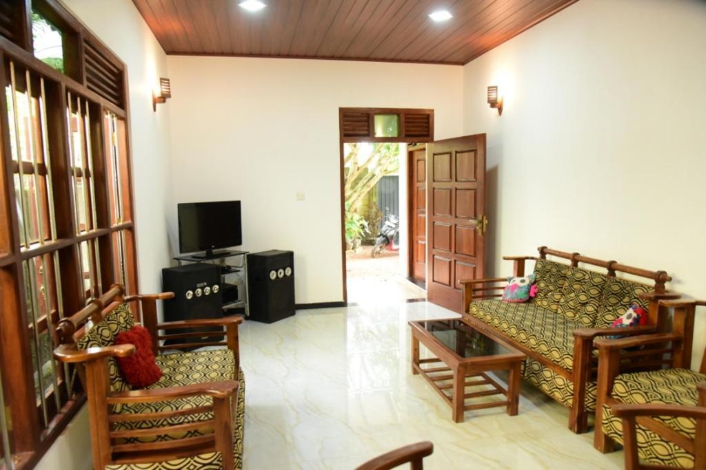 Sanjee Villa Hikkaduwa Exterior foto